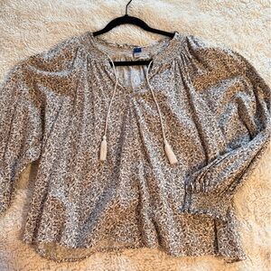 Old Navy Black and White Patterned Blouse